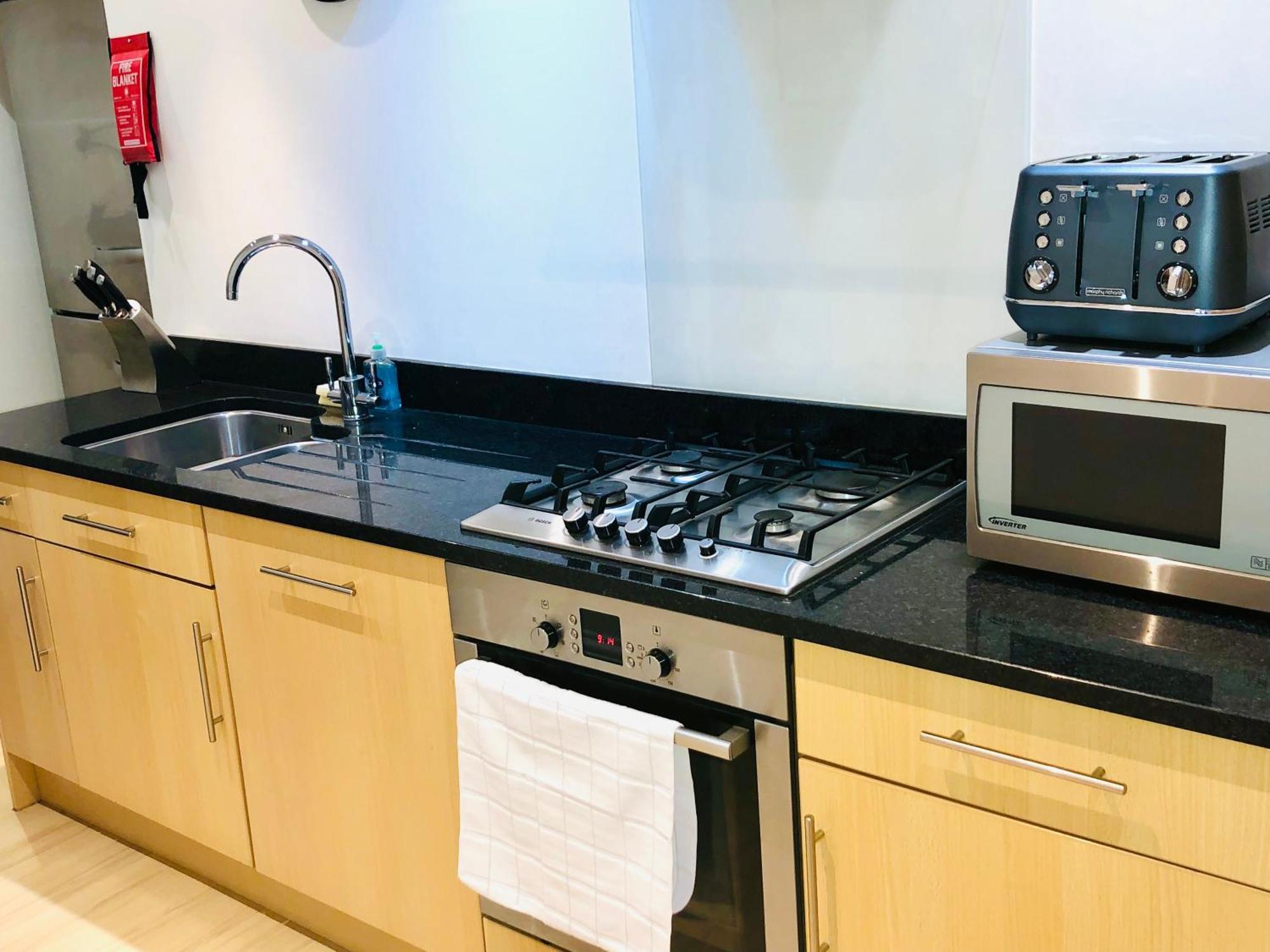 Luxury Apartment In The Heart Of バース エクステリア 写真