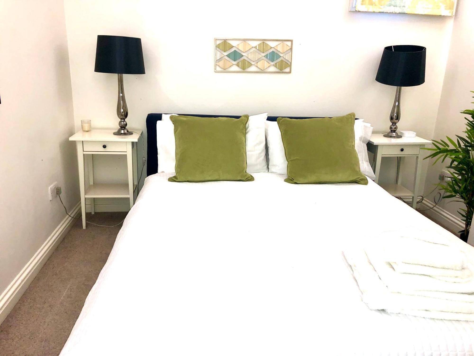 Luxury Apartment In The Heart Of バース エクステリア 写真